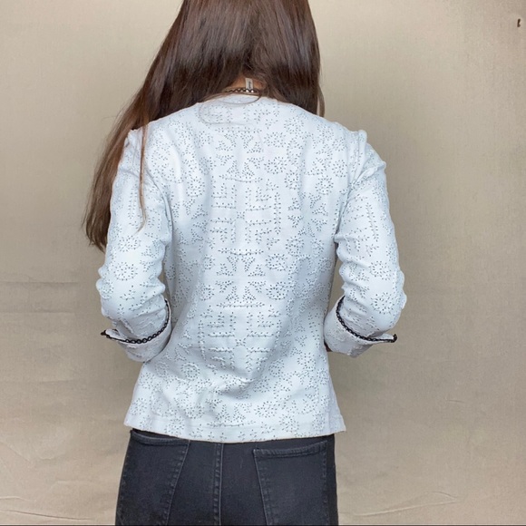 White jacket - Picture 3 of 4